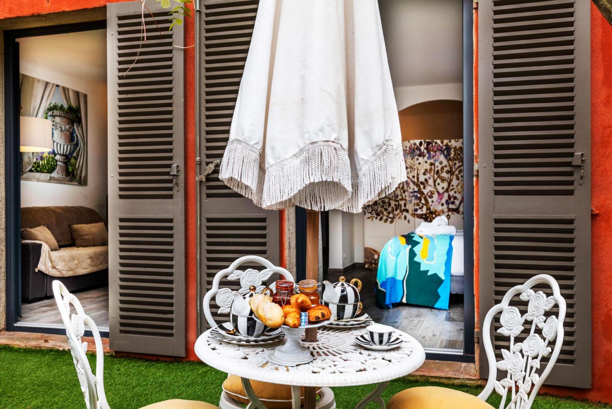 La Bravade Luxe Et Serenite Au Coeur De Saint-Tropez Suites Spacieuses Avec Jardin Enchanteur Exterior foto